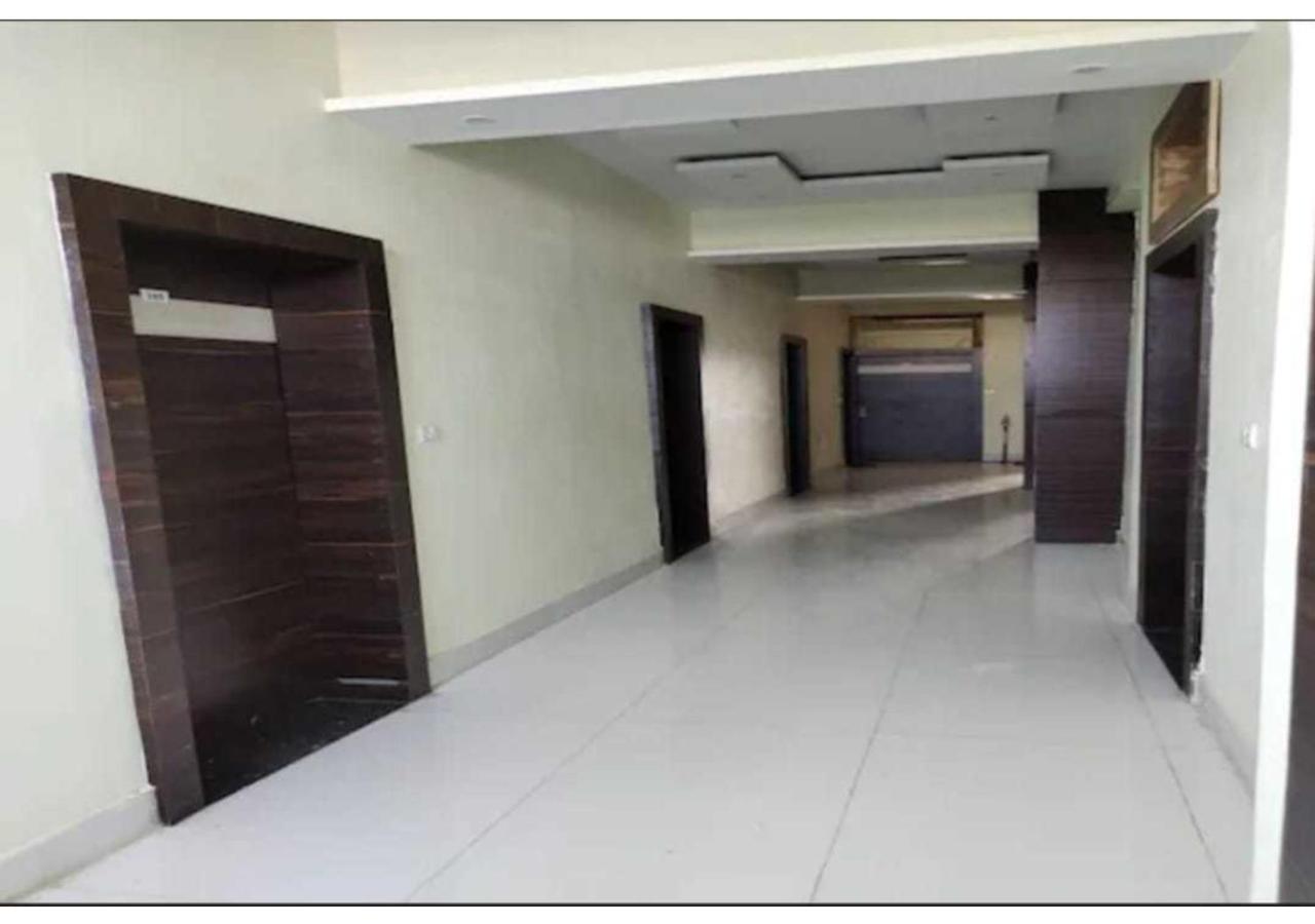Hotel Parag Palace Jabalpur Eksteriør bilde
